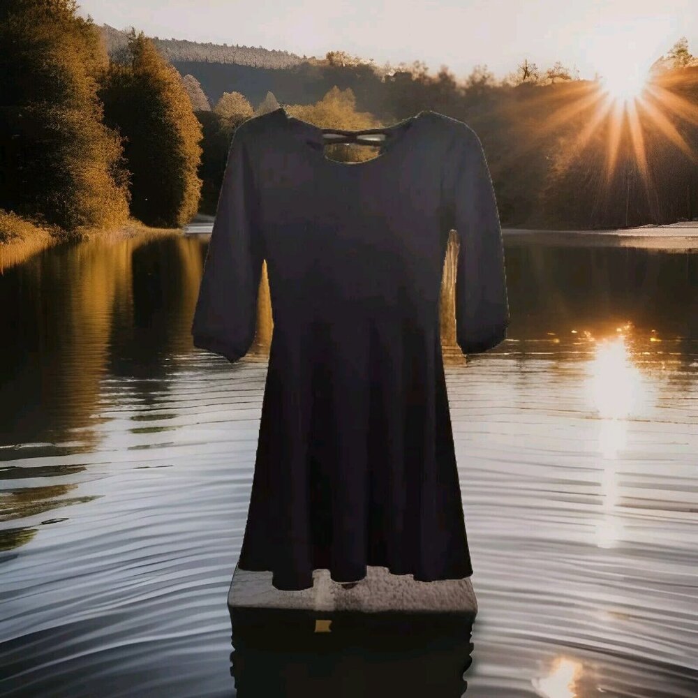 Girls Area Code 407 New boutique Dress Made in the USA size 14 New w tags